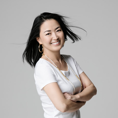 30代に似合う髪型(ヘアスタイル) ミディアム ストレート
