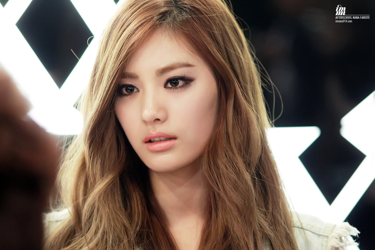 nana2