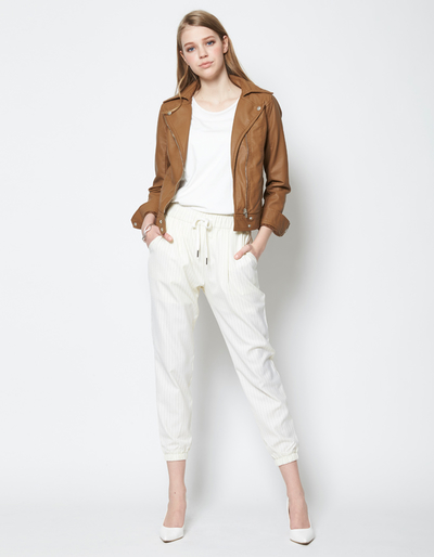 anxq0851-s-01-dl